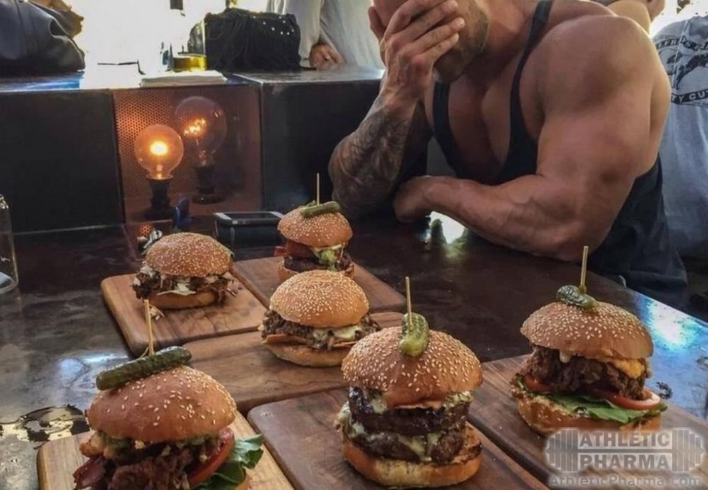 Качок испугался фастфуда